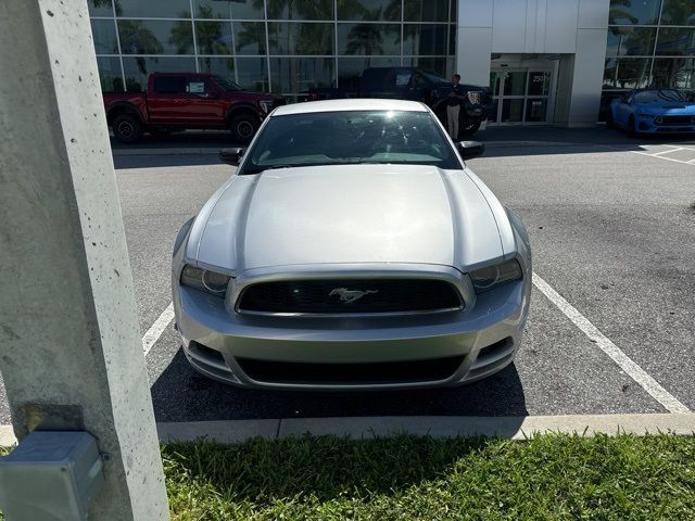 2014 Ford Mustang V6