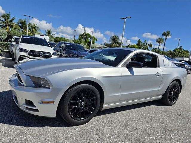 2014 Ford Mustang V6