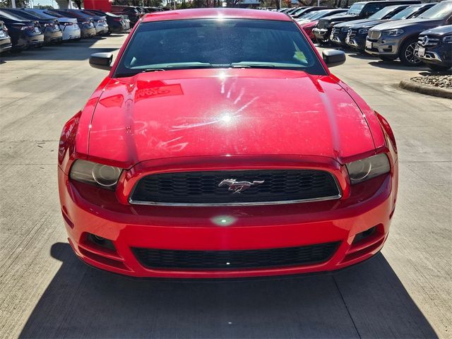 2014 Ford Mustang V6