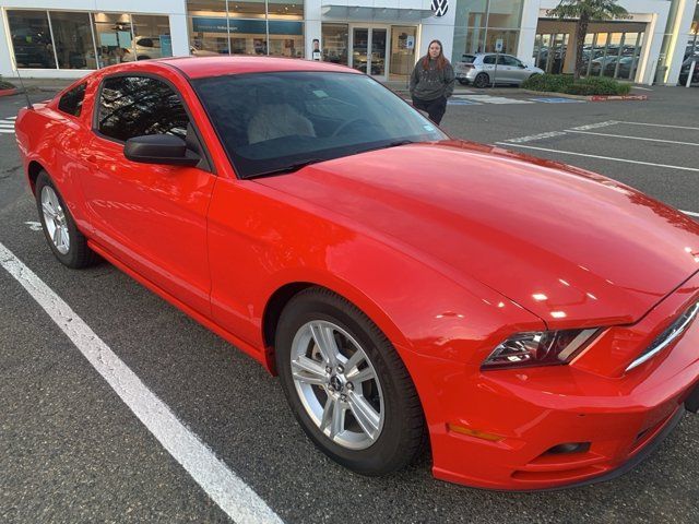 2014 Ford Mustang V6