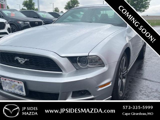 2014 Ford Mustang V6