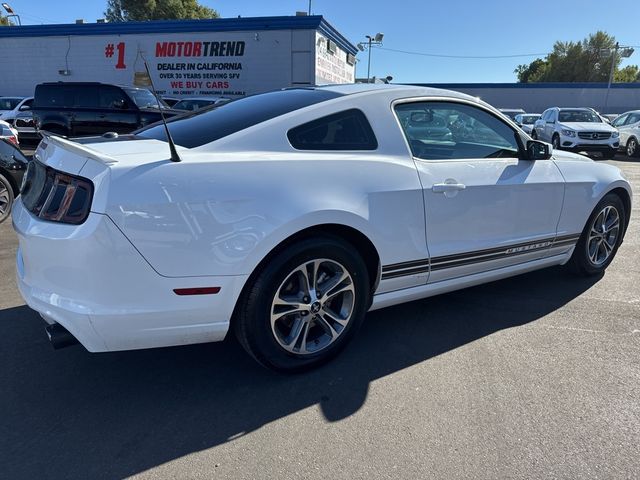 2014 Ford Mustang V6