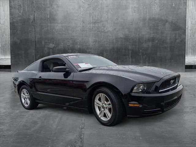 2014 Ford Mustang V6