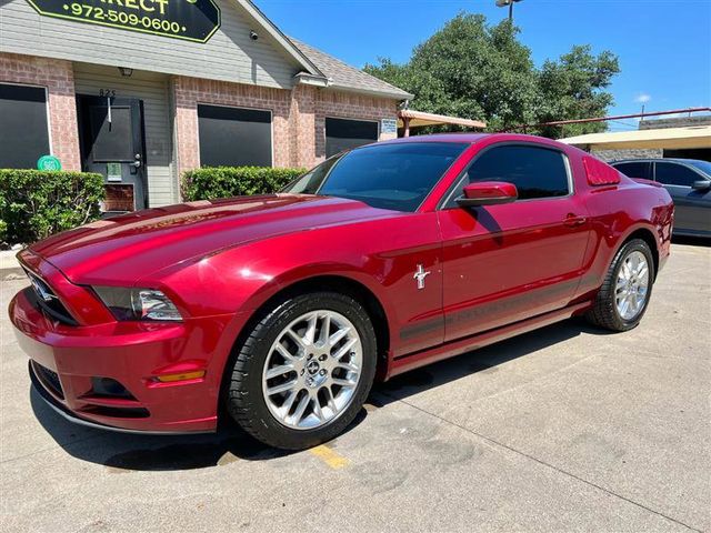 2014 Ford Mustang V6