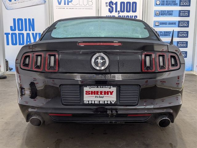 2014 Ford Mustang V6