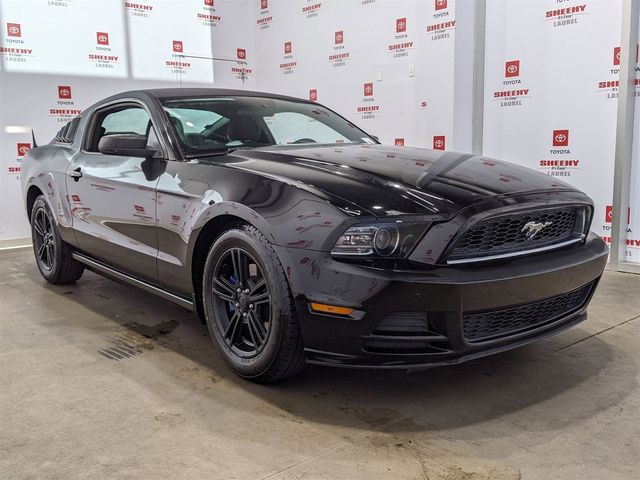 2014 Ford Mustang V6