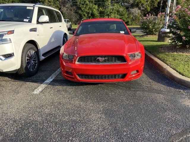 2014 Ford Mustang V6