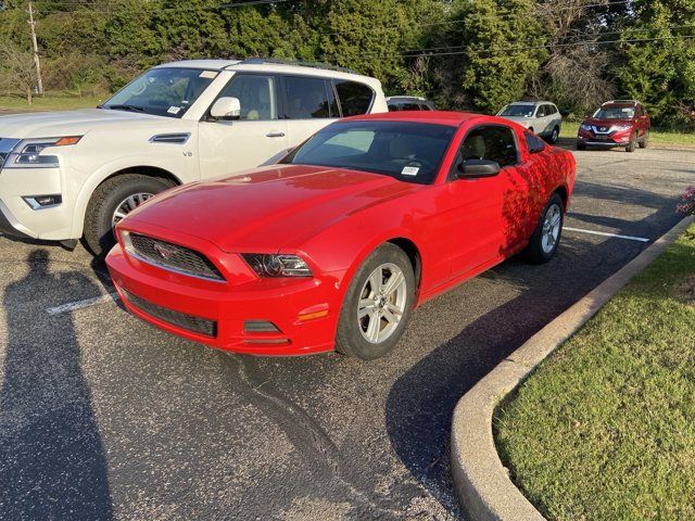 2014 Ford Mustang V6