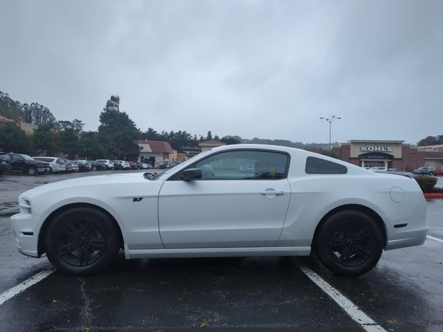 2014 Ford Mustang V6