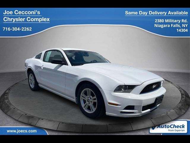 2014 Ford Mustang V6