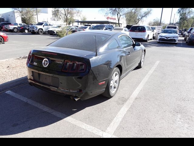 2014 Ford Mustang V6