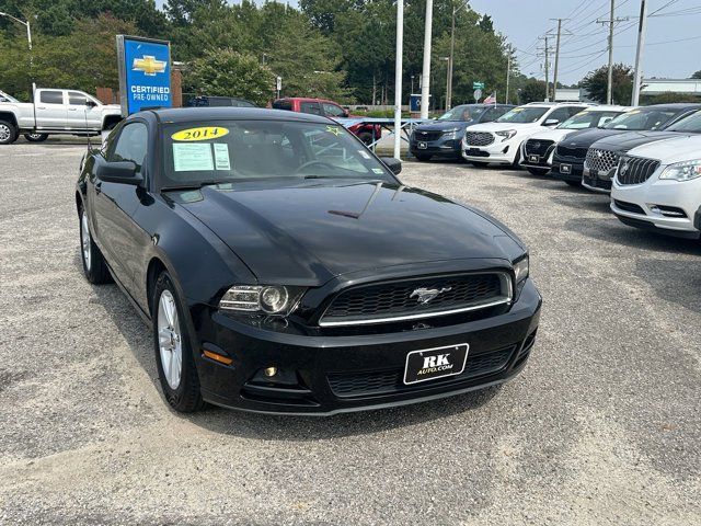 2014 Ford Mustang V6