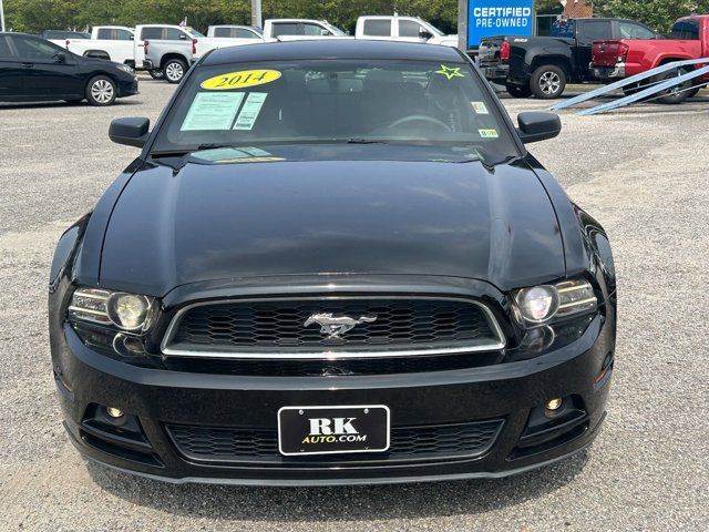 2014 Ford Mustang V6