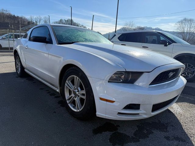 2014 Ford Mustang V6