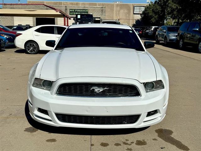 2014 Ford Mustang V6