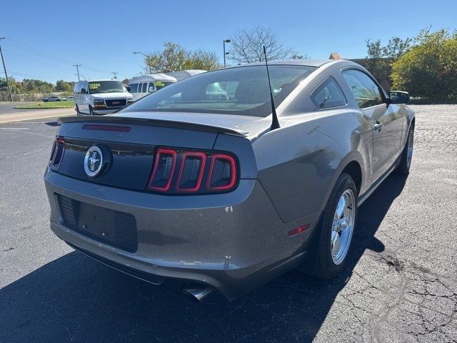 2014 Ford Mustang V6