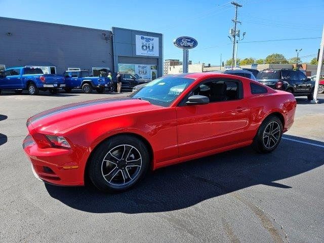 2014 Ford Mustang V6