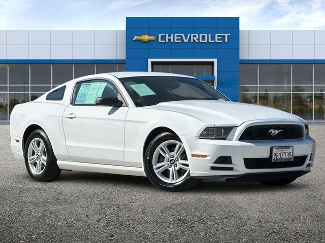2014 Ford Mustang V6