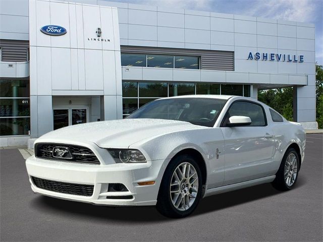 2014 Ford Mustang V6