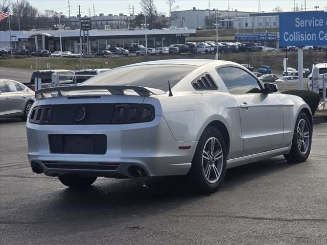 2014 Ford Mustang V6