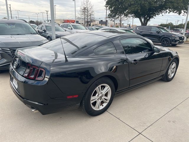 2014 Ford Mustang V6