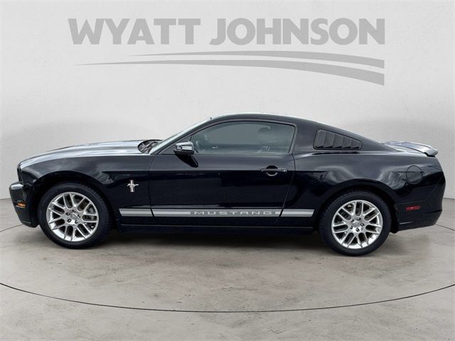 2014 Ford Mustang V6