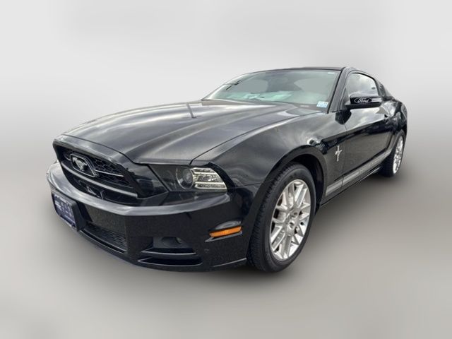 2014 Ford Mustang V6