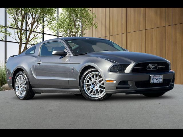 2014 Ford Mustang V6