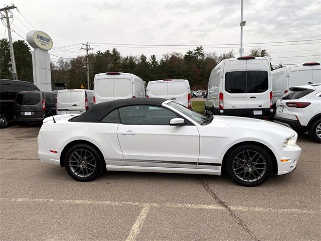 2014 Ford Mustang V6