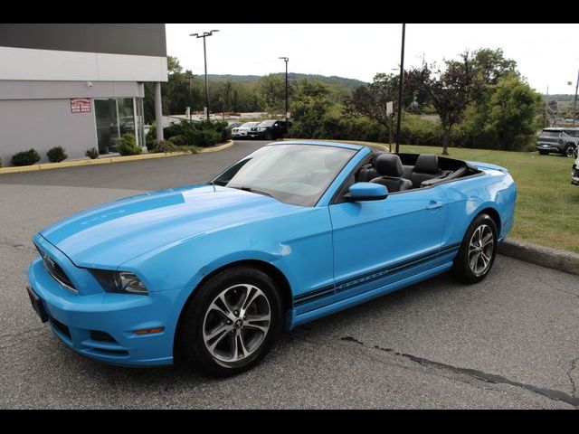 2014 Ford Mustang V6