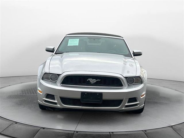 2014 Ford Mustang V6