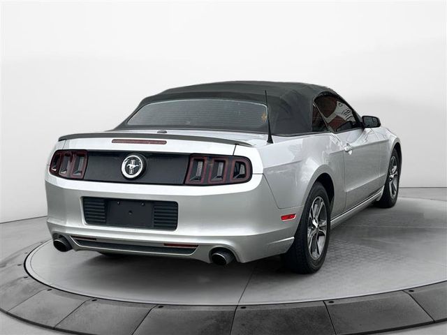 2014 Ford Mustang V6