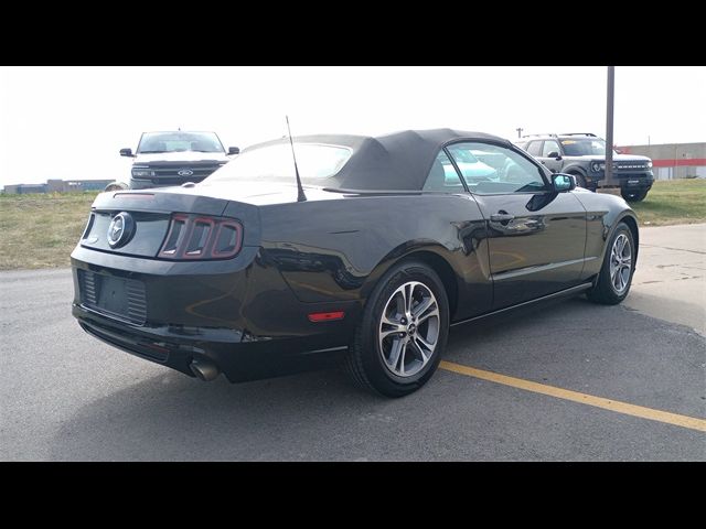 2014 Ford Mustang V6