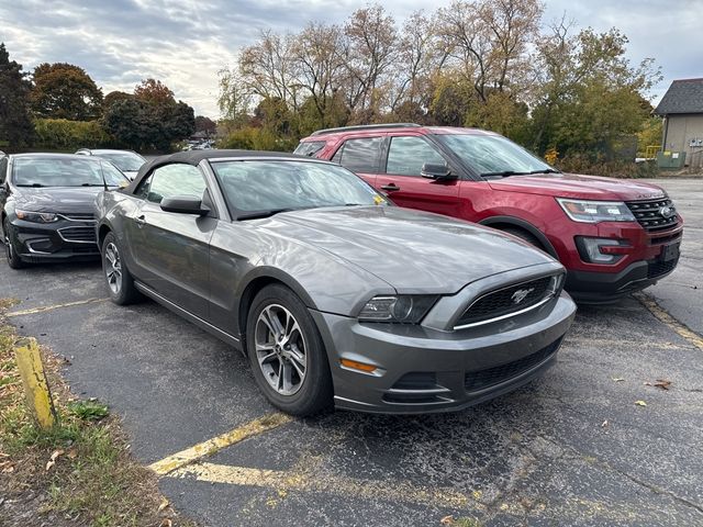 2014 Ford Mustang V6