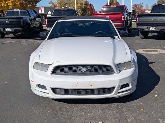 2014 Ford Mustang V6