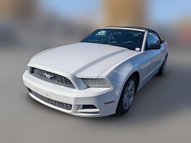 2014 Ford Mustang V6