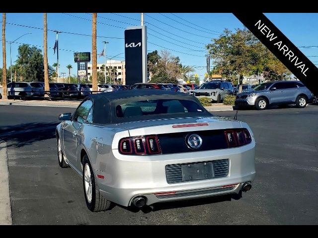 2014 Ford Mustang V6