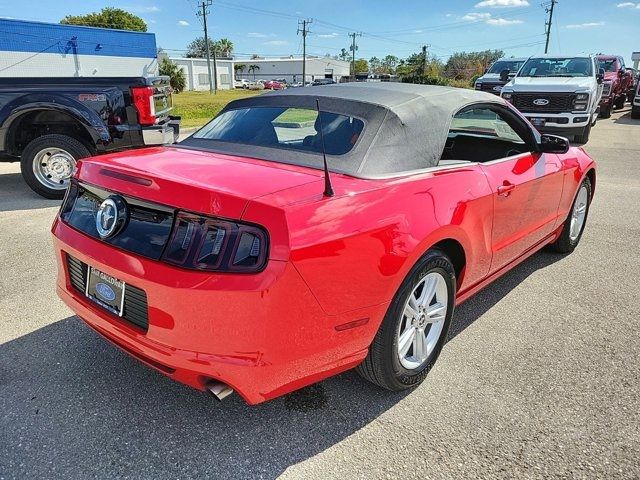 2014 Ford Mustang V6