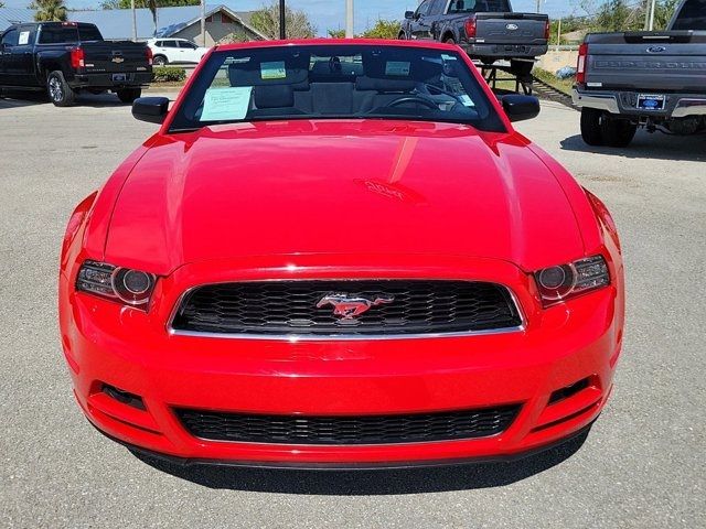 2014 Ford Mustang V6