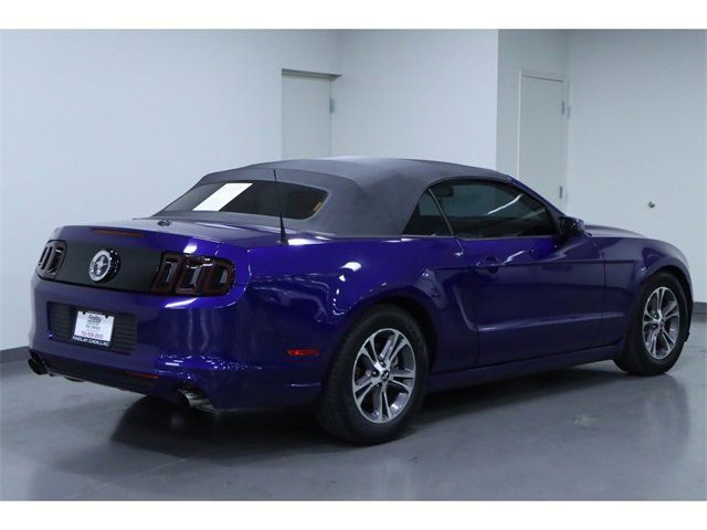 2014 Ford Mustang V6