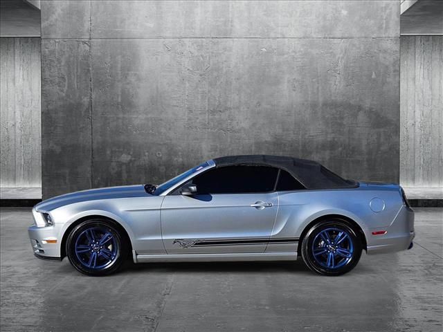 2014 Ford Mustang V6