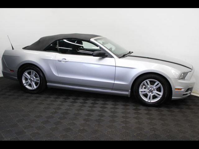 2014 Ford Mustang V6