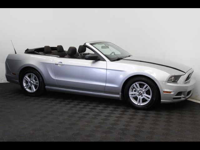 2014 Ford Mustang V6