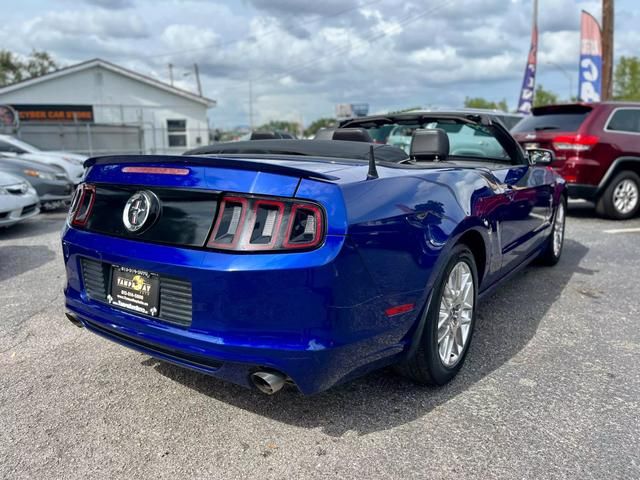 2014 Ford Mustang V6