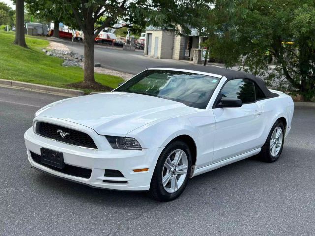 2014 Ford Mustang V6