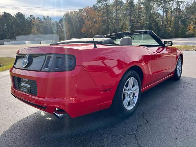 2014 Ford Mustang V6