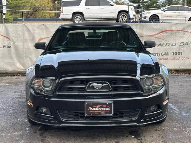 2014 Ford Mustang V6