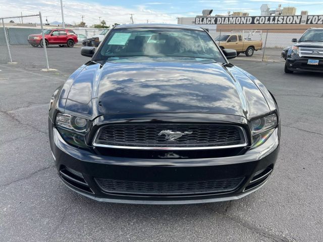 2014 Ford Mustang V6