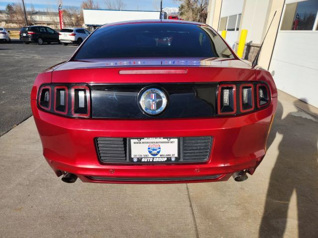 2014 Ford Mustang V6