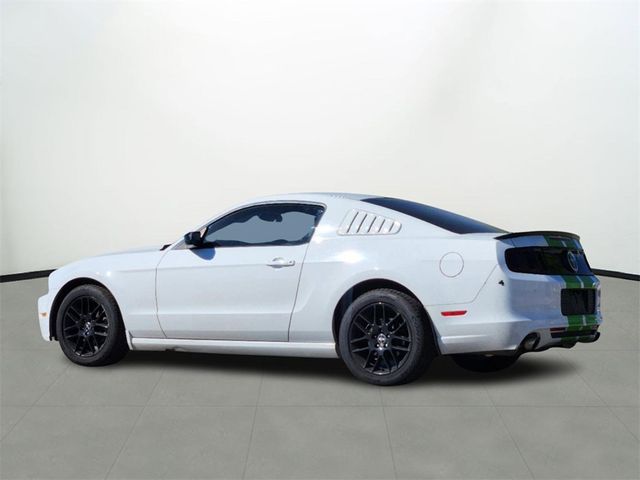 2014 Ford Mustang V6